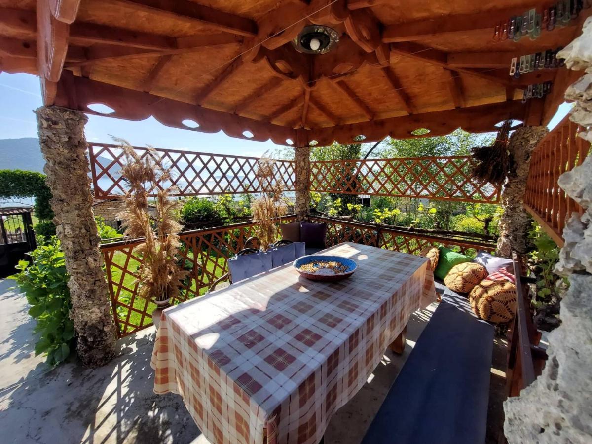Prespa'S Balcony Guesthouse Dolna Gorica Eksteriør billede