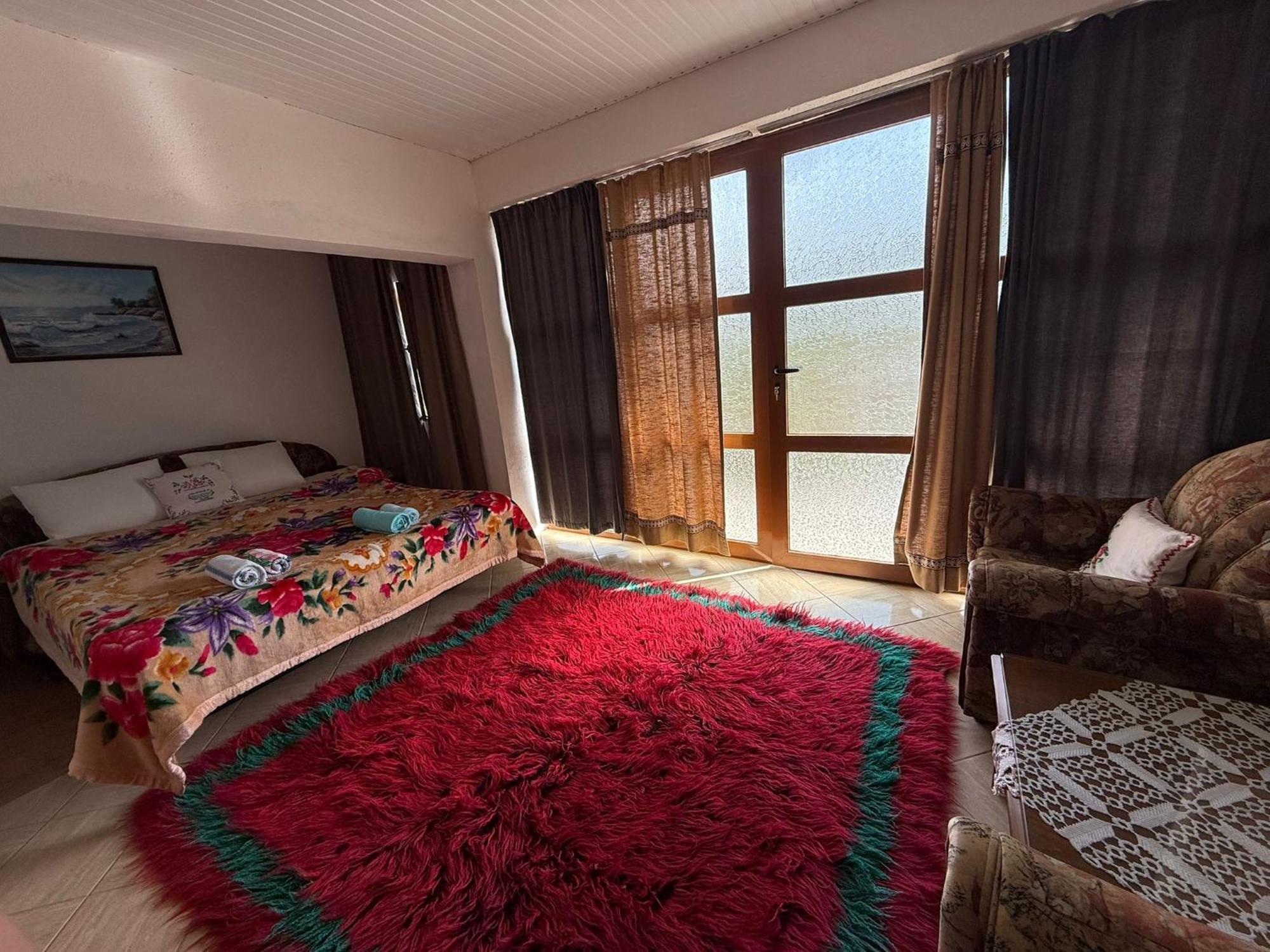 Prespa'S Balcony Guesthouse Dolna Gorica Eksteriør billede